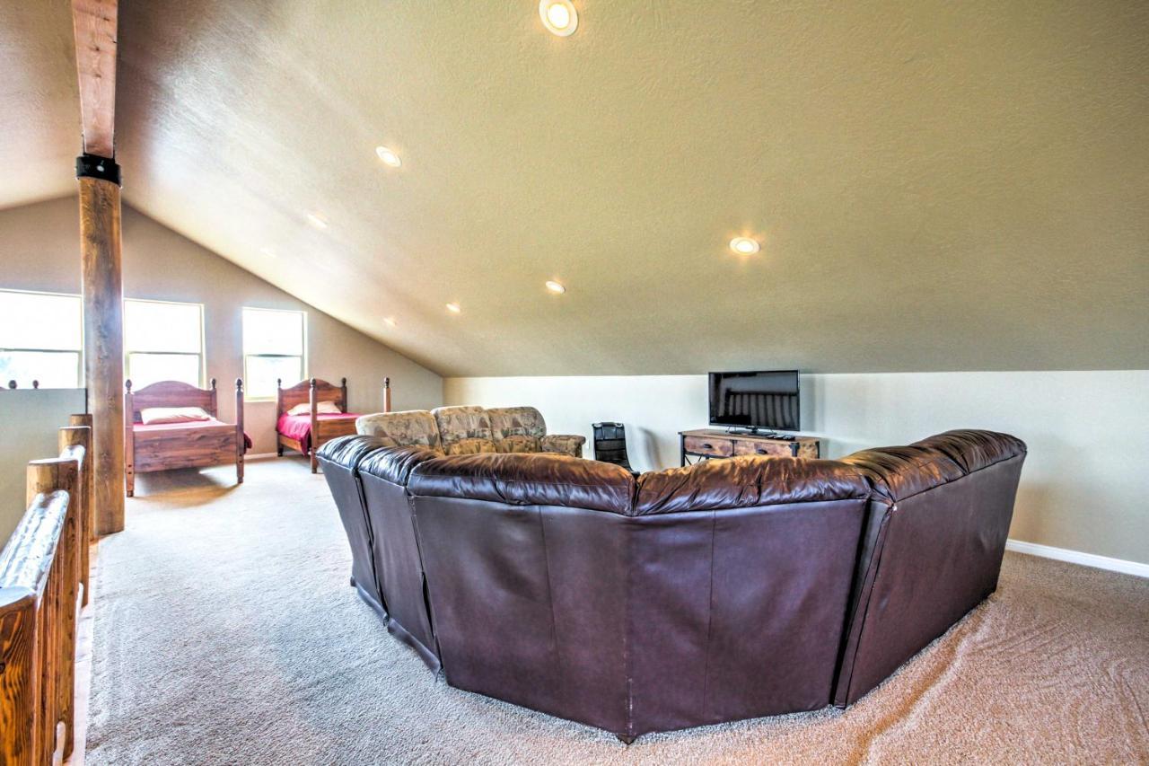 Rustic Bryce Canyon Home With Deck On Sevier River! Хеч Екстериор снимка