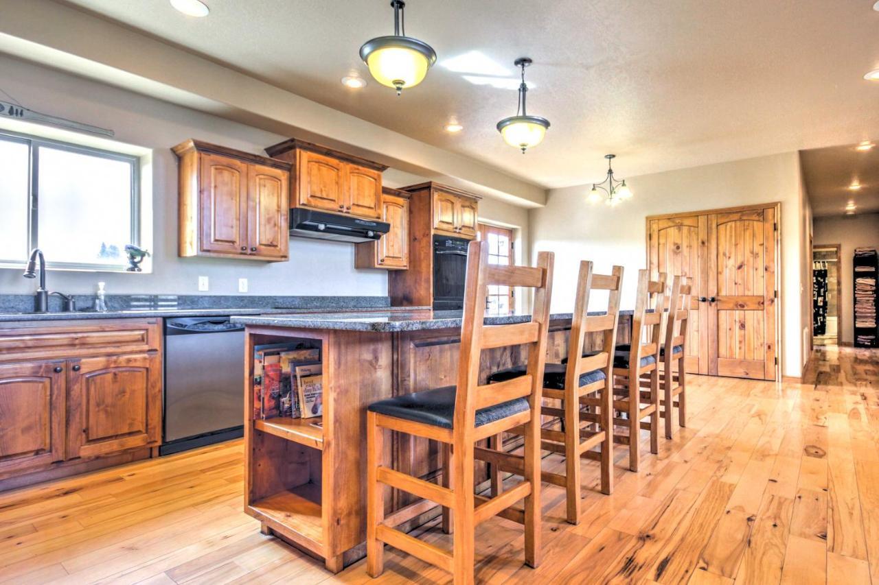 Rustic Bryce Canyon Home With Deck On Sevier River! Хеч Екстериор снимка