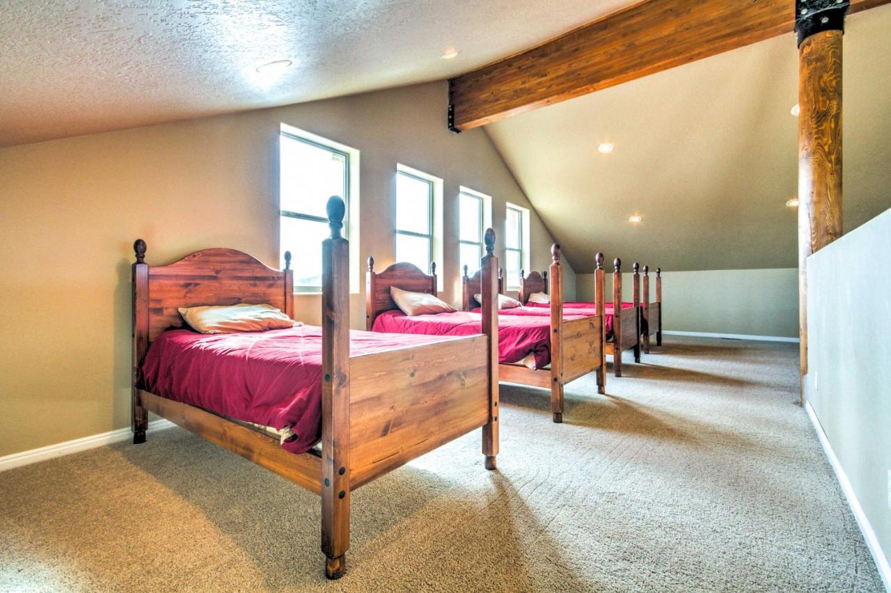 Rustic Bryce Canyon Home With Deck On Sevier River! Хеч Екстериор снимка